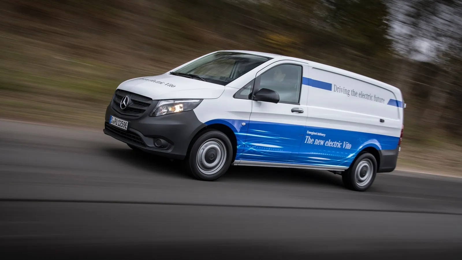 Elektrische Transporter von Mercedes-Benz Vans: eVito macht den Auftakt 2018; ganzheitliche eDrive@VANs Strategie zur Elektrifizierung gewerblicher Flotten 

Electric vans from Mercedes-Benz Vans: eVito launches in 2018; holistic eDrive@VANs strategy for the electrification of commercial fleets